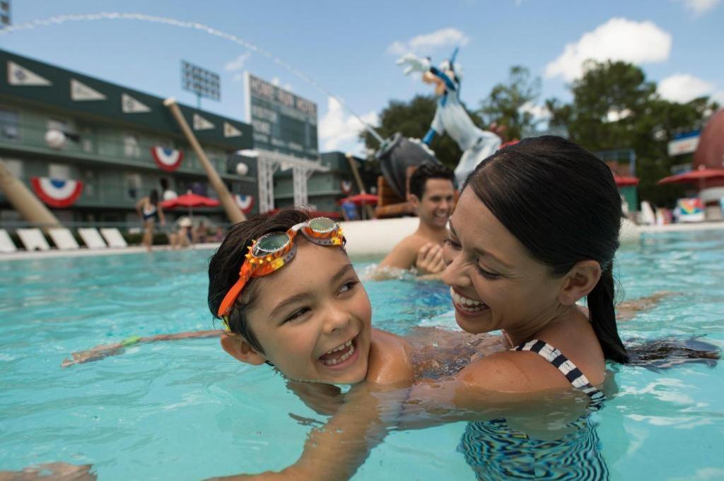 Disney'S All-Star Sports Resort 셀러브레이션 외부 사진
