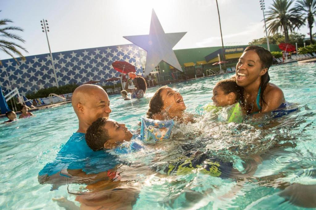 Disney'S All-Star Sports Resort 셀러브레이션 외부 사진